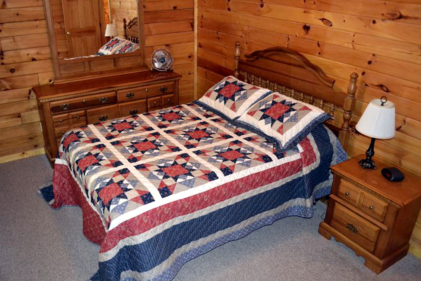 Secluded Log Cabin with a Hot Tub near Bridle Trails in Logan, Ohio