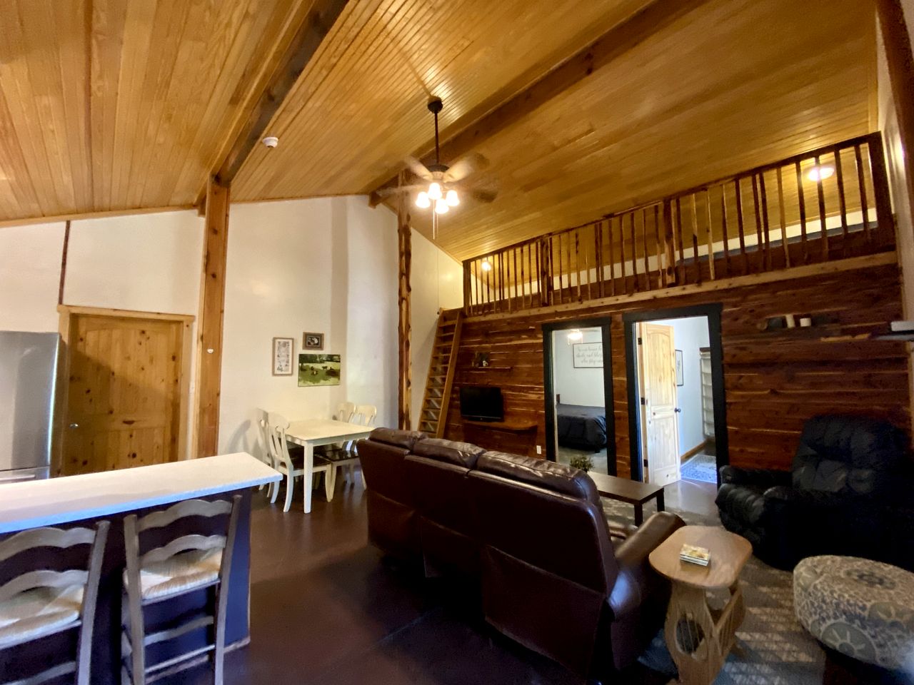 Sweet Spacious Loft Perfect for Outdoor and Nature Lovers in Arkansas
