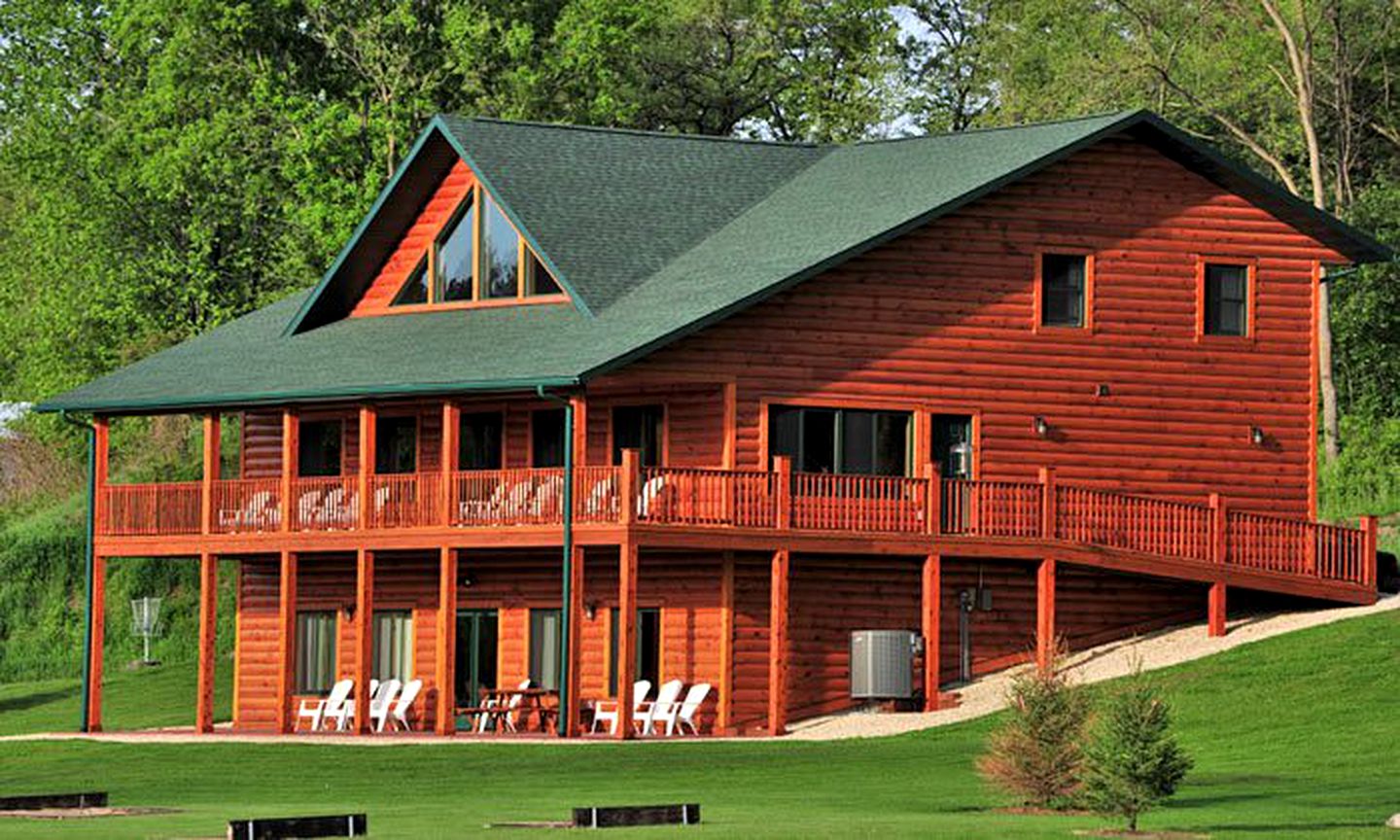 Stunning Cabin Rental for Large Groups Nestled in the Forest near Lanesboro, Minnesota