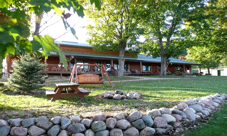 Cabins (Whalan, Minnesota, United States)