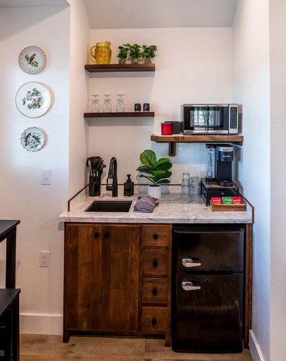 Tree Houses (United States of America, Elm Mott, Texas)