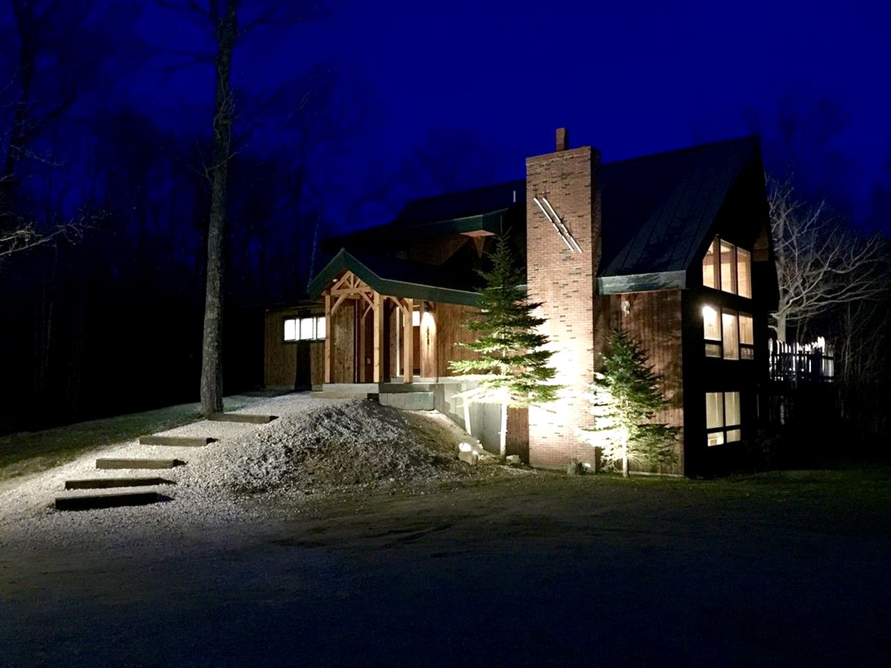 Luxury Cabin Rental Perfect for Large Groups in Heart of Killington, Vermont