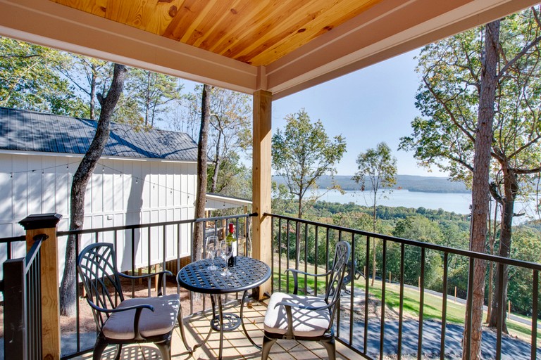 Cabins (United States of America, Scottsboro, Alabama)