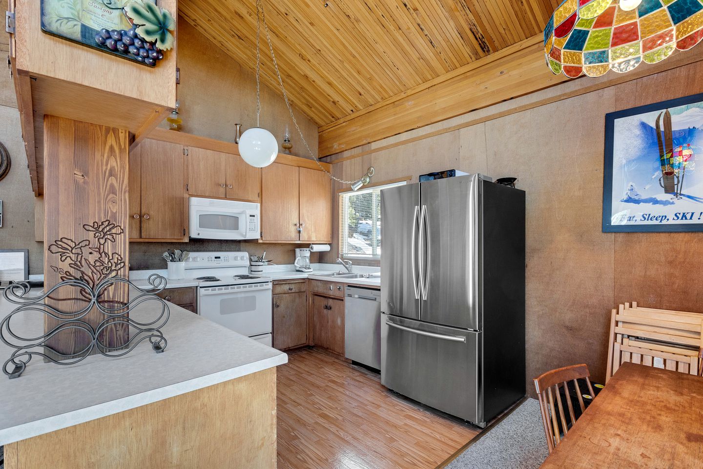 Pet-Friendly Rental in Bear Valley, for Unforgettable Family or Group Glamping in California