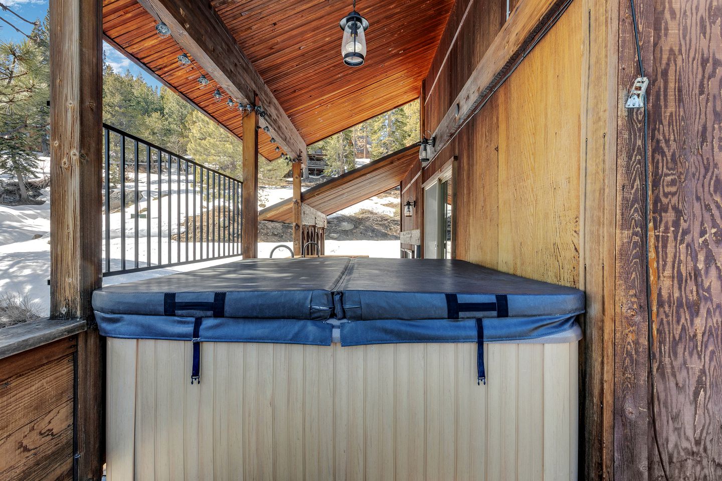 Pet-Friendly Rental in Bear Valley, for Unforgettable Family or Group Glamping in California