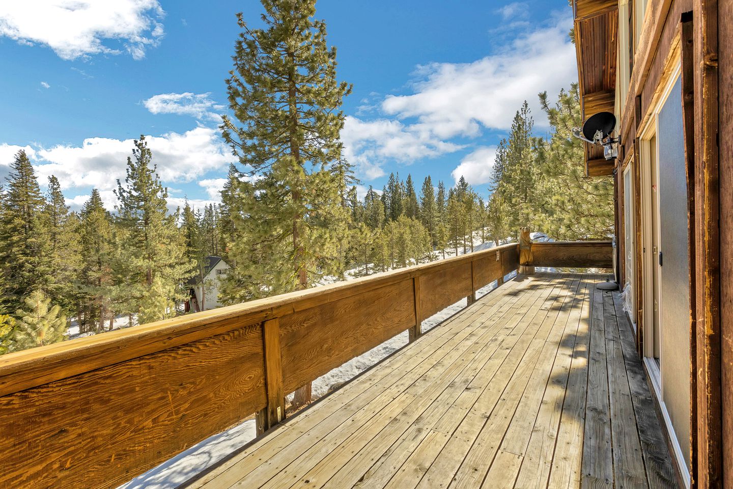 Pet-Friendly Rental in Bear Valley, for Unforgettable Family or Group Glamping in California