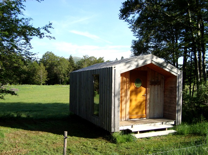 Cabins (Drôme, Auvergne-Rhône-Alpes, France)