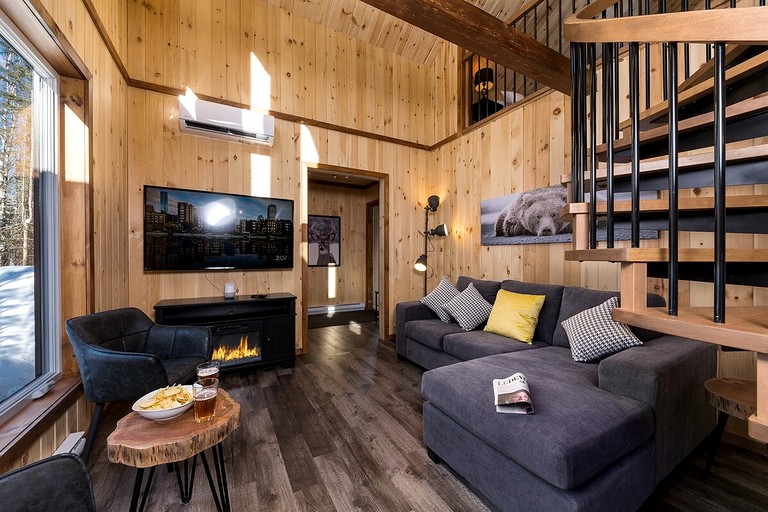 Cabins (Canada, Baie Saint Paul, Quebec)