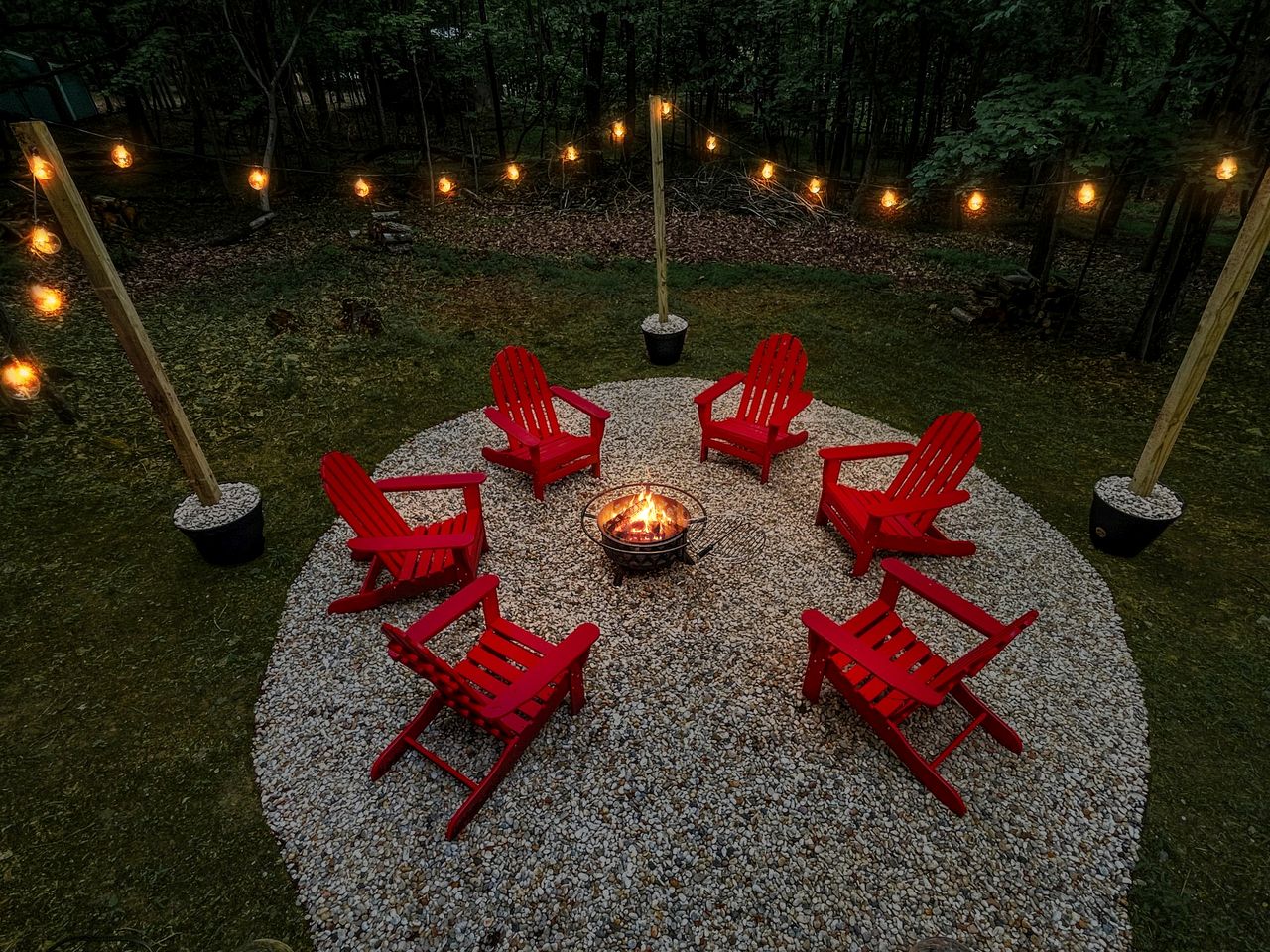 Cute Secluded Cabin with Fire Pit in Hedgesville, West Virginia