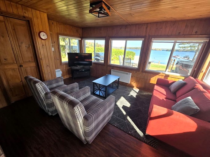 Vacation Rentals (Canada, Lac-Simon, Quebec)