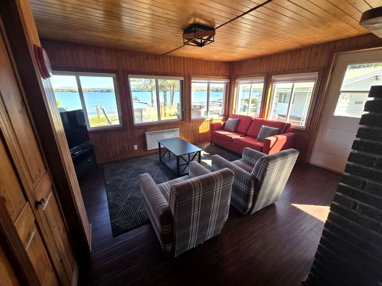 Peaceful Waterfront Chalet with Private Dock and Mountain Views near Chénéville, QC