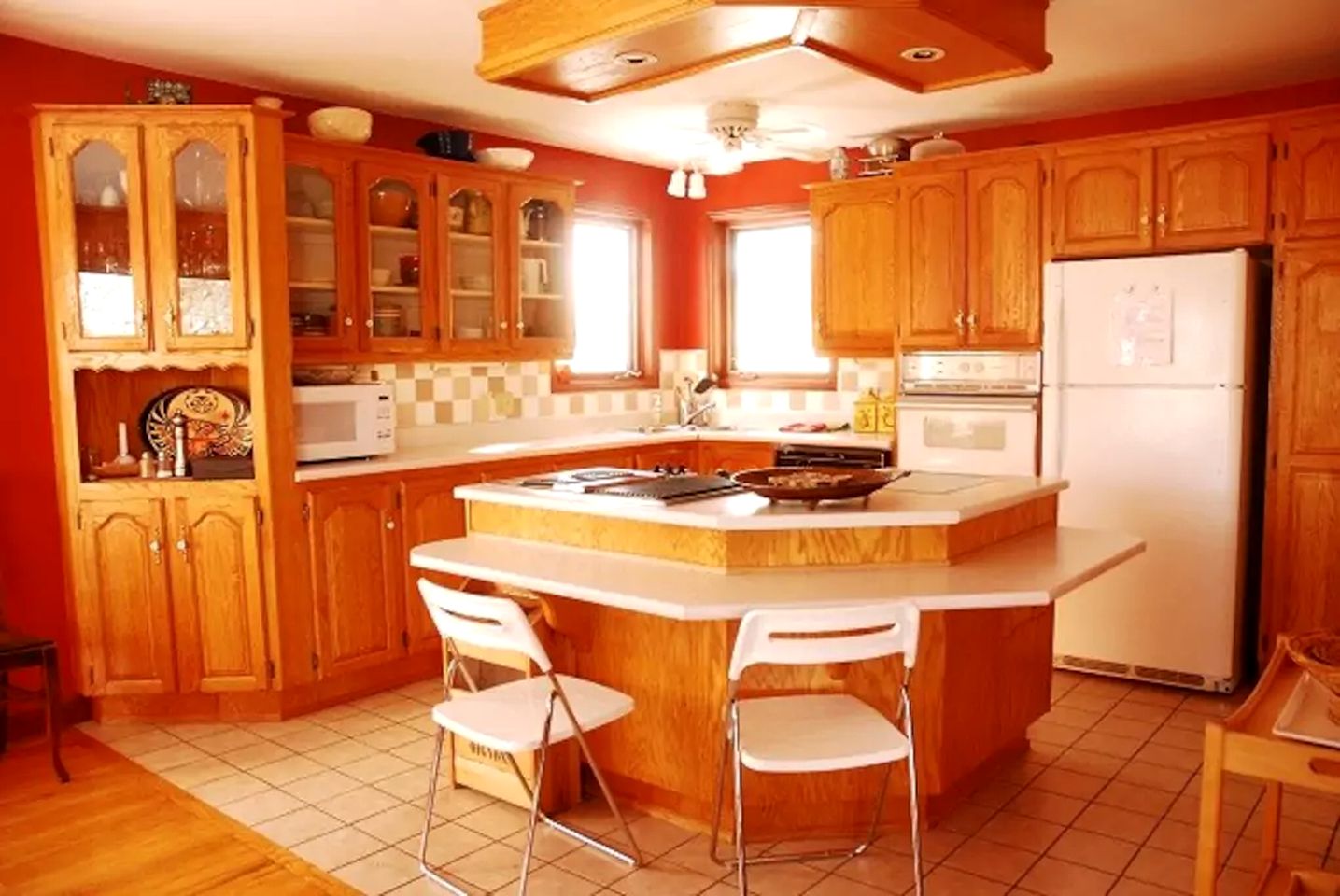 Luxury Lakefront Cottage in Val-des-Monts, Quebec