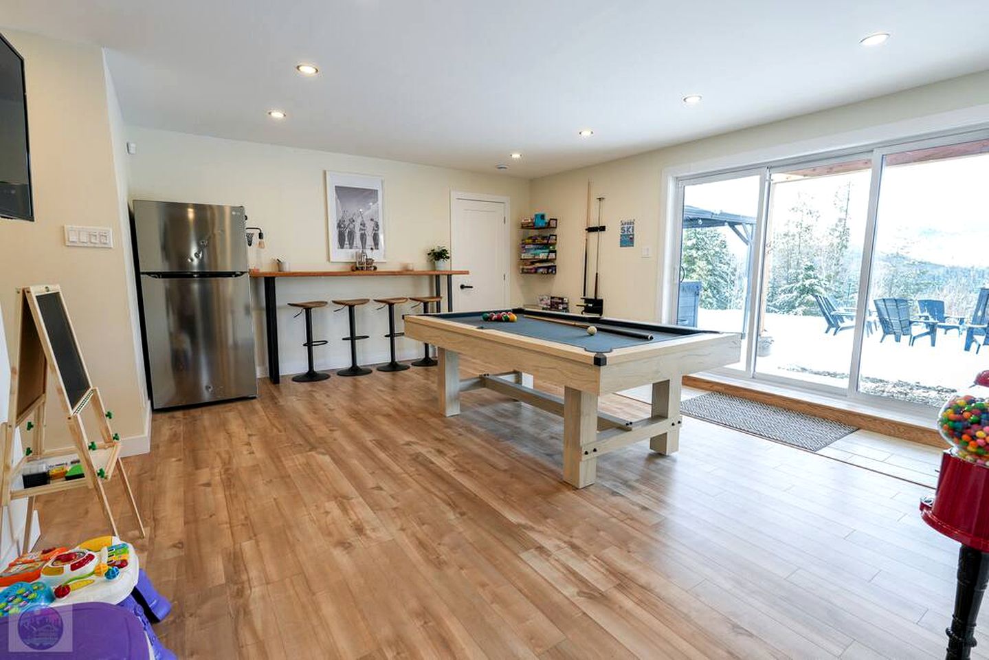 Spectacular Villa with Incredible Outdoor Fully Equipped and Game Room in Saint Come, Quebec