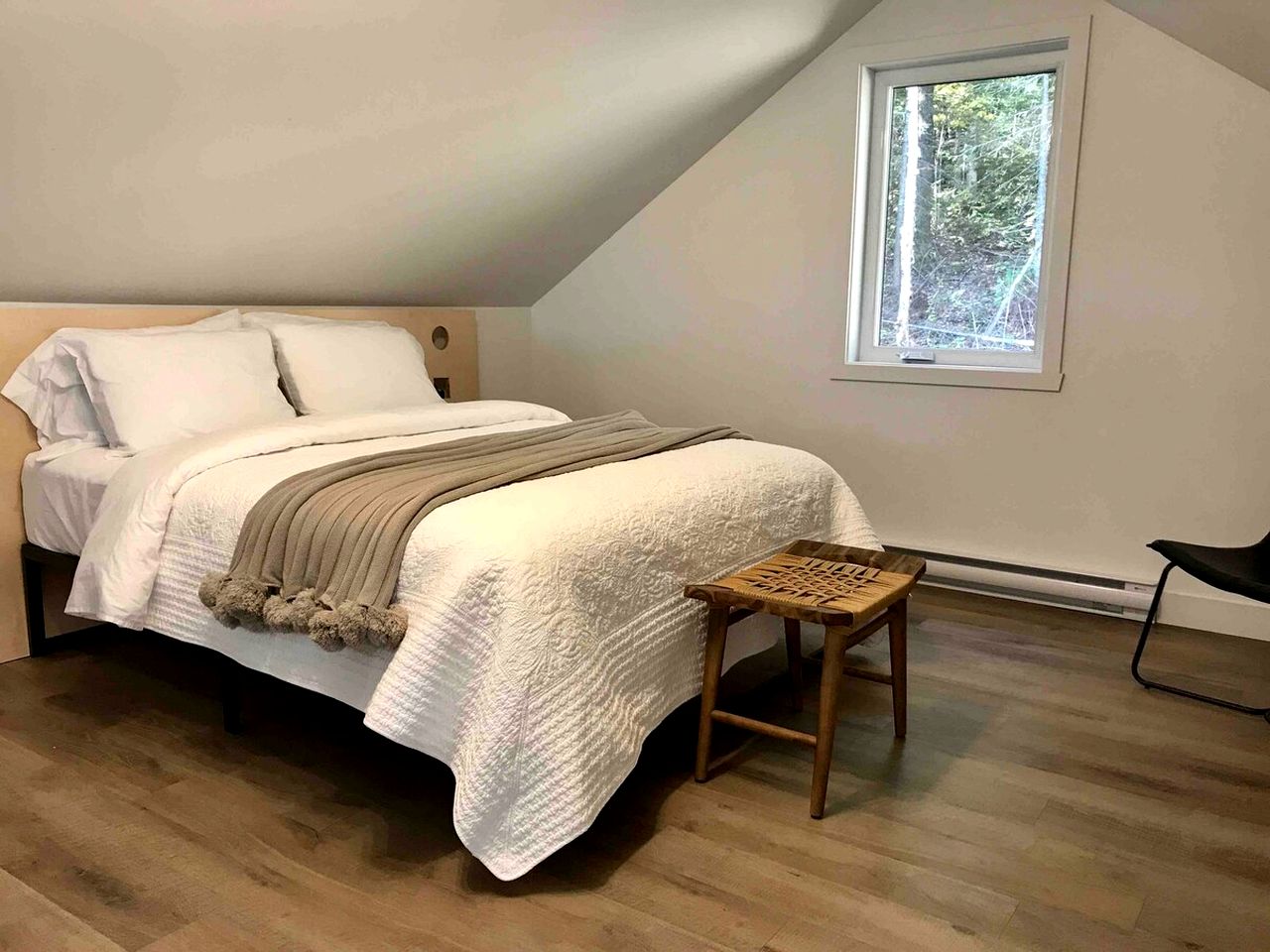 Sophisticated Cottage with Modern Interior in Les Éboulements, Quebec