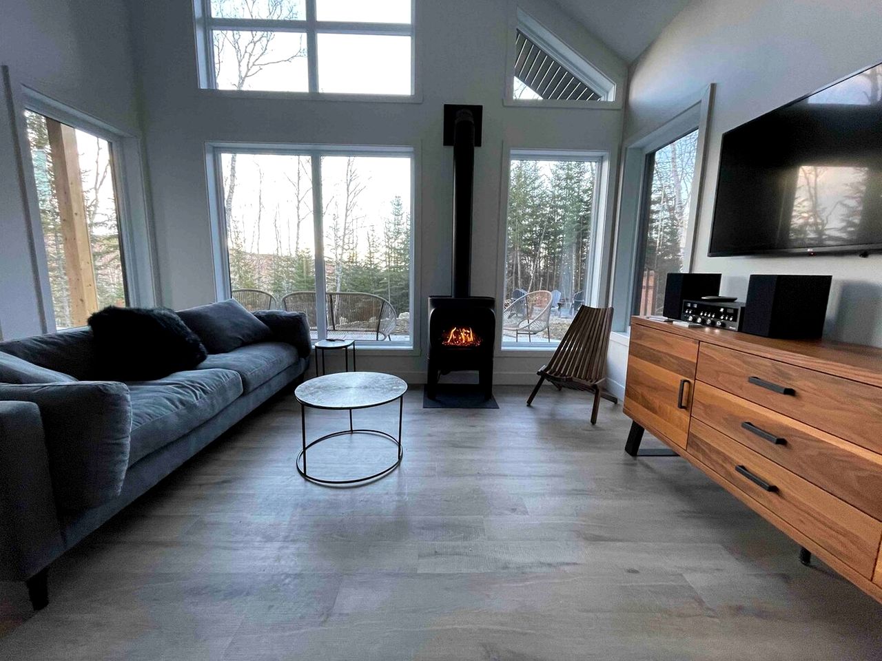 Sophisticated Cottage with Modern Interior in Les Éboulements, Quebec