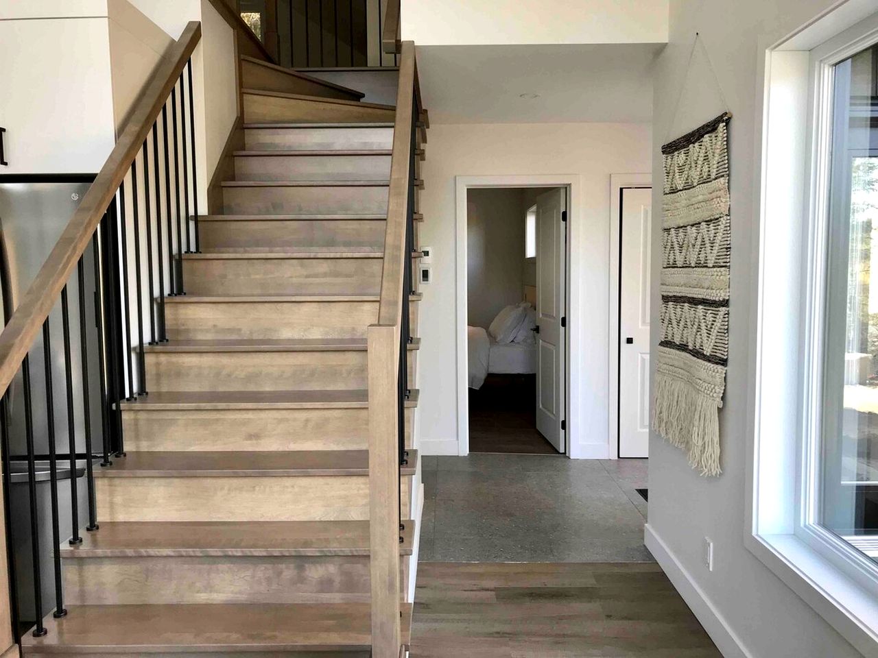 Sophisticated Cottage with Modern Interior in Les Éboulements, Quebec