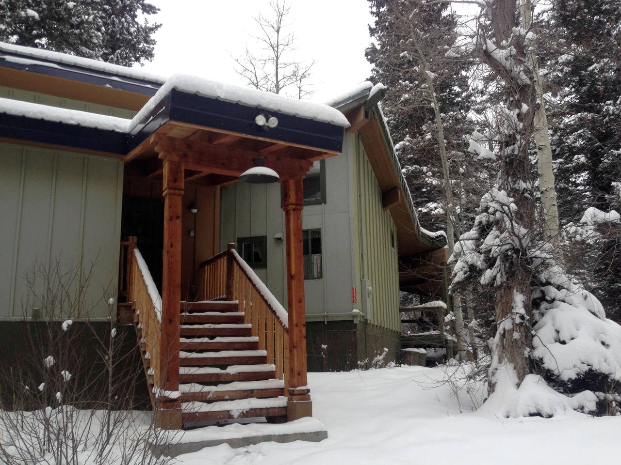 Cozy Retreat Ideal for Skiing in Northern New Mexico