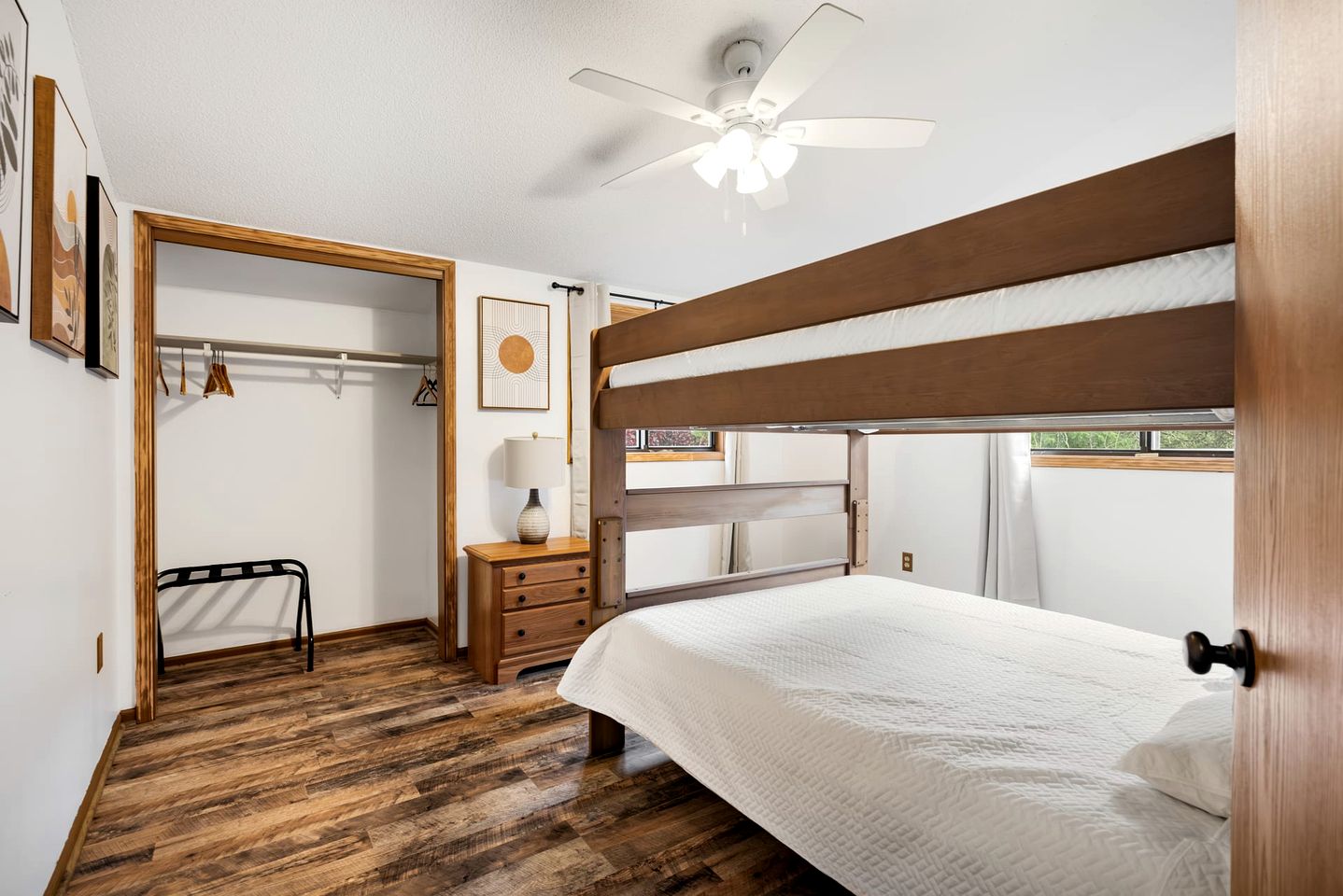 Pet Friendly A-frame with Hot-tub in Hedgesville, West Virginia