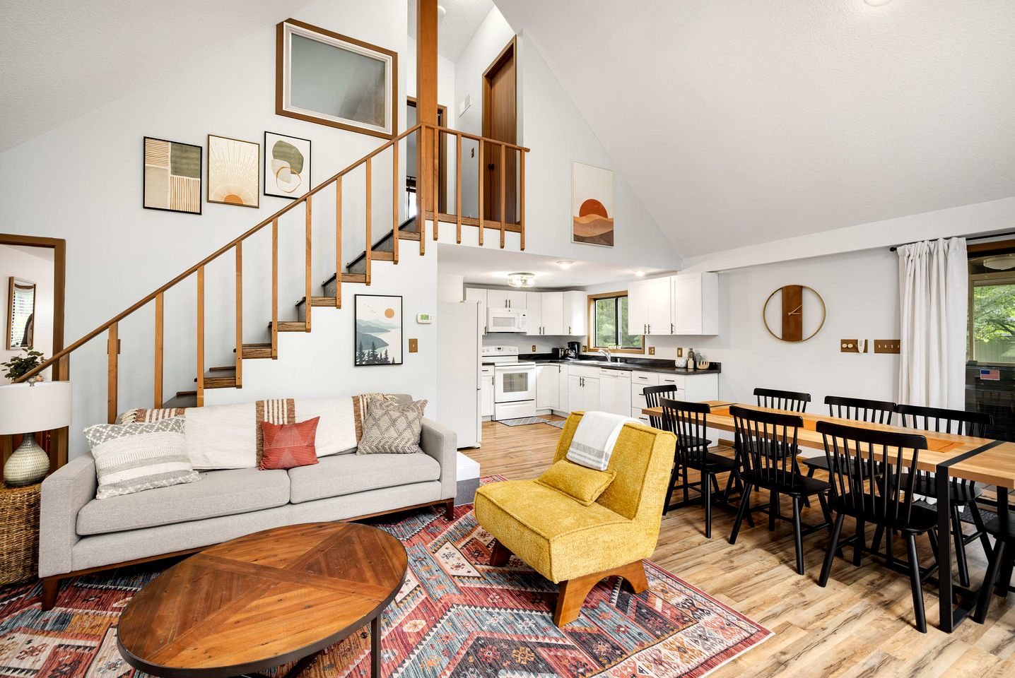 Pet Friendly A-frame with Hot-tub in Hedgesville, West Virginia