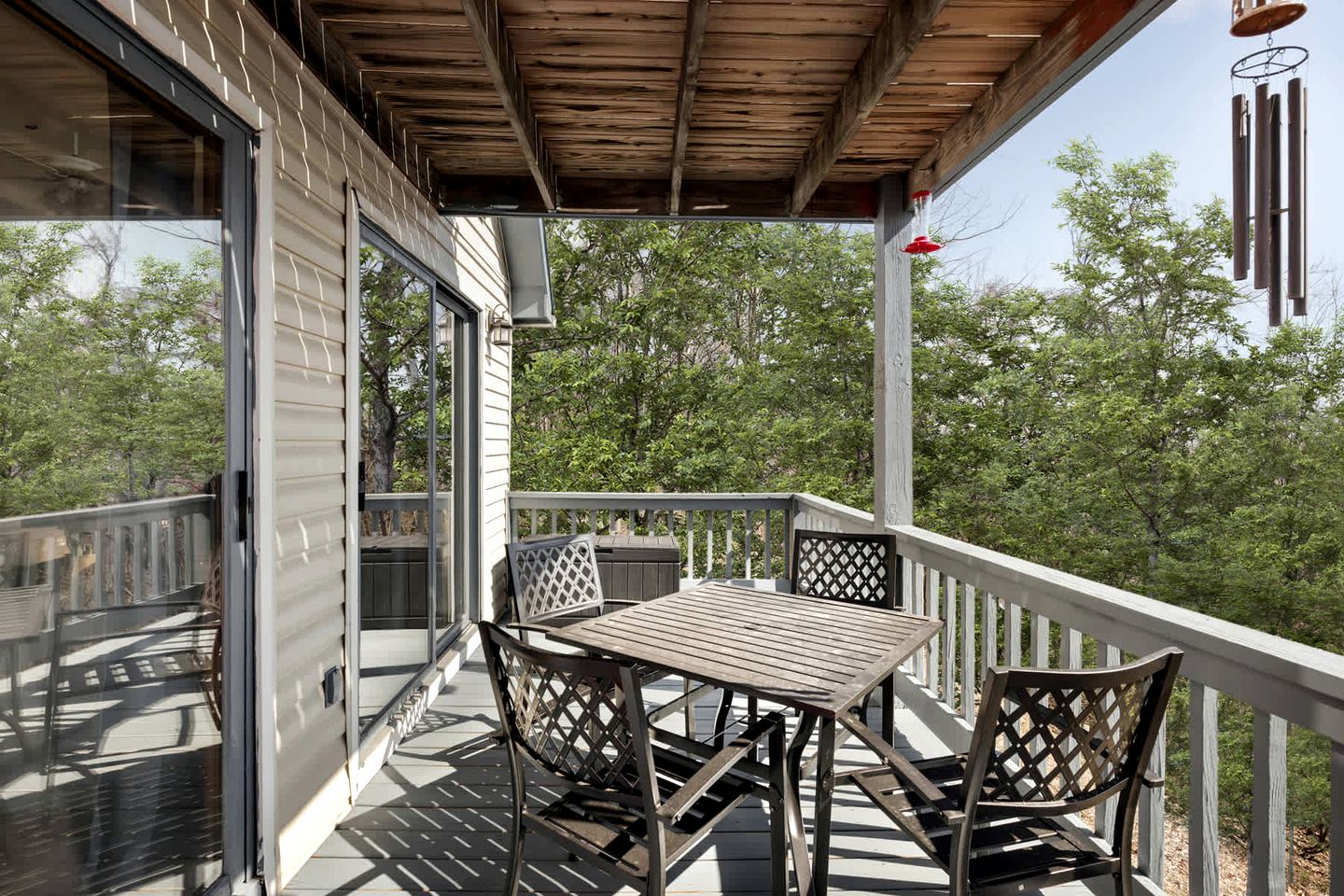 Splendid Mountaintop Cabin Retreat near South Branch Potomac River in West Virginia