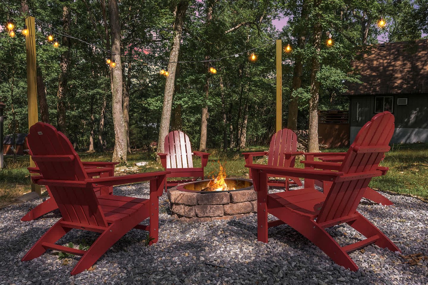 Breathtaking A-frame with Hot-tub in Luray, Virginia