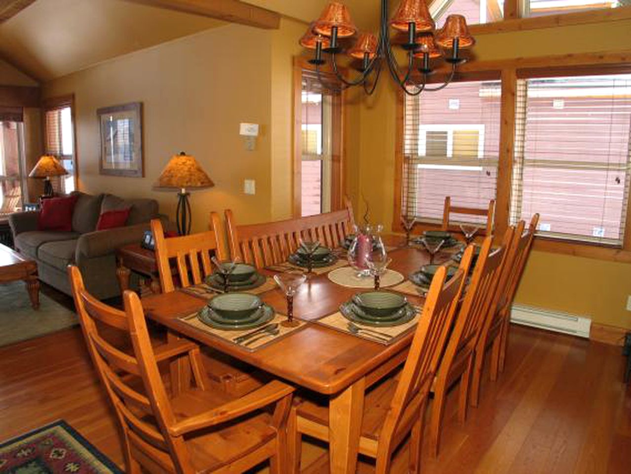 Picturesque Family Cabin with a Hot Tub at Big White Ski Resort, British Columbia