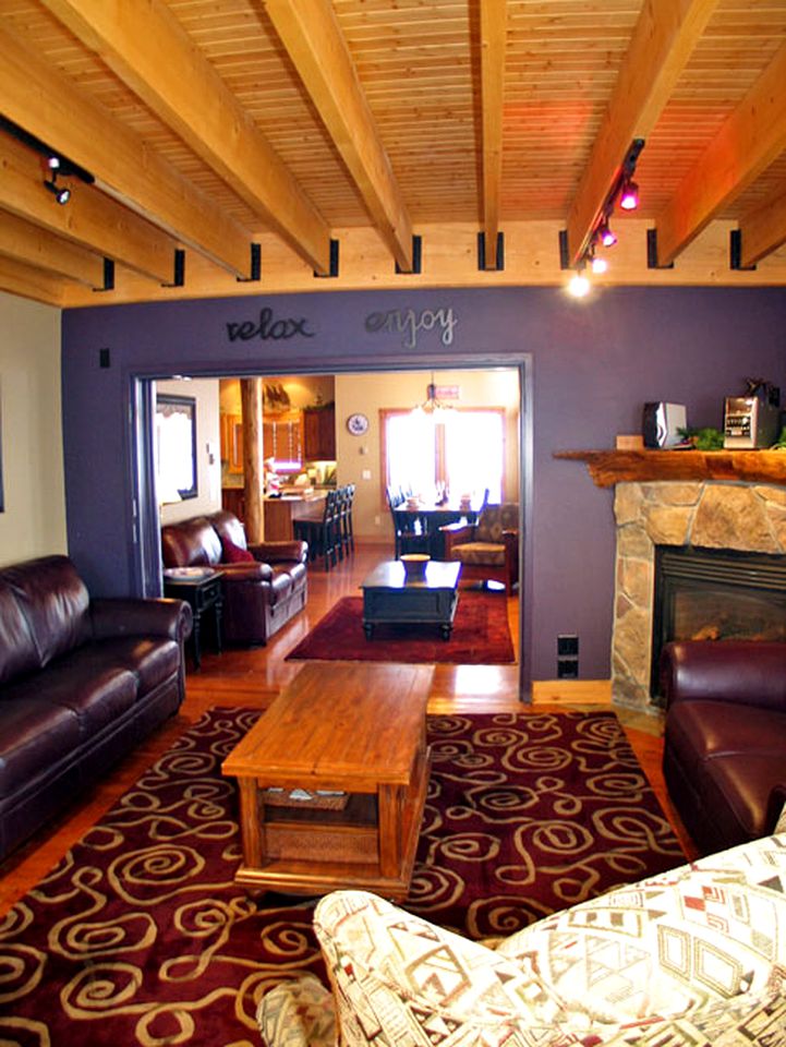 20-Person Cabin Rental with Ski-In Access and Two Hot Tubs at Big White Ski Resort, British Columbia