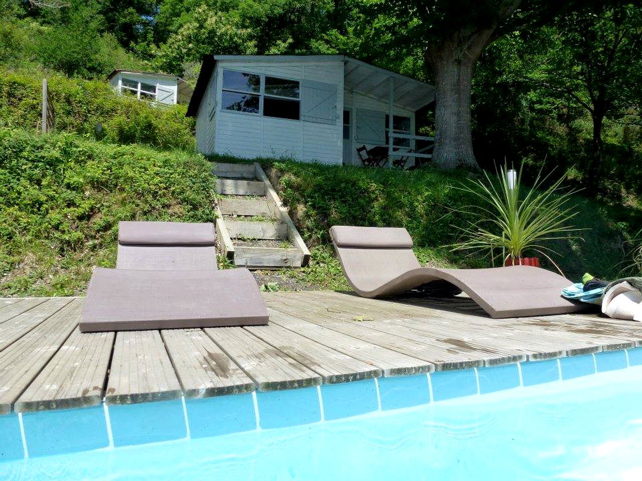 Charming Vacation Rental with a Shared Pool near Biarritz, South-West France