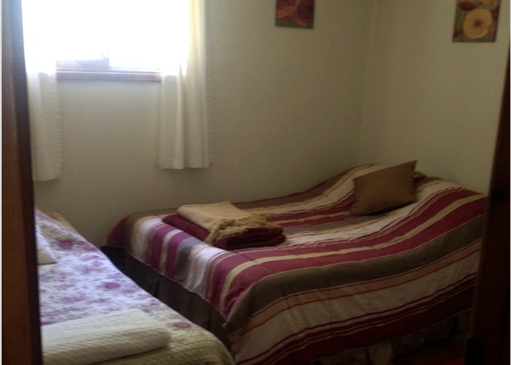 Cottages (Callander, Ontario, Canada)