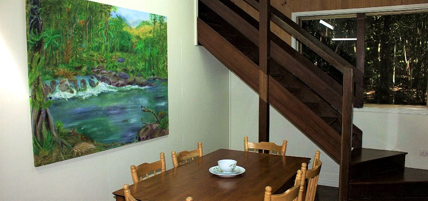 Peaceful Rainforest Lodge with Pool and Spa near Lake Eacham, Queensland