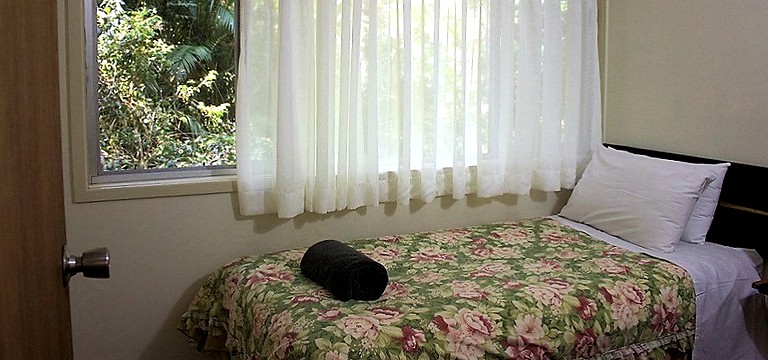 Nature Lodges (Lake Eacham, Queensland, Australia)