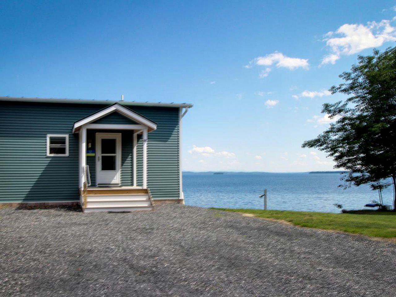 Island Cottage on Lake Champlain, Vermont