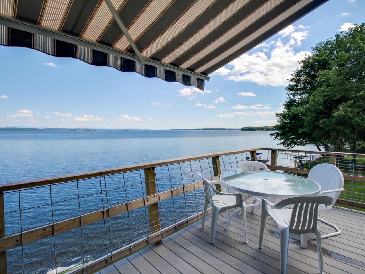 Island Cottage on Lake Champlain, Vermont