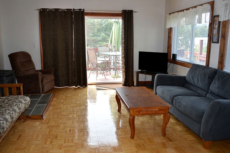 Cabins (Weirs Beach, New Hampshire, United States)