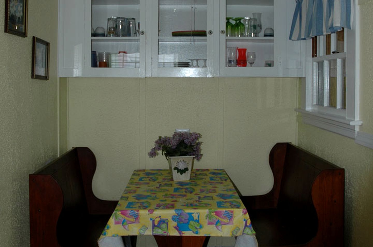 Spacious Cottage Rental Ideal for Group Getaway near Lake Winnipesaukee