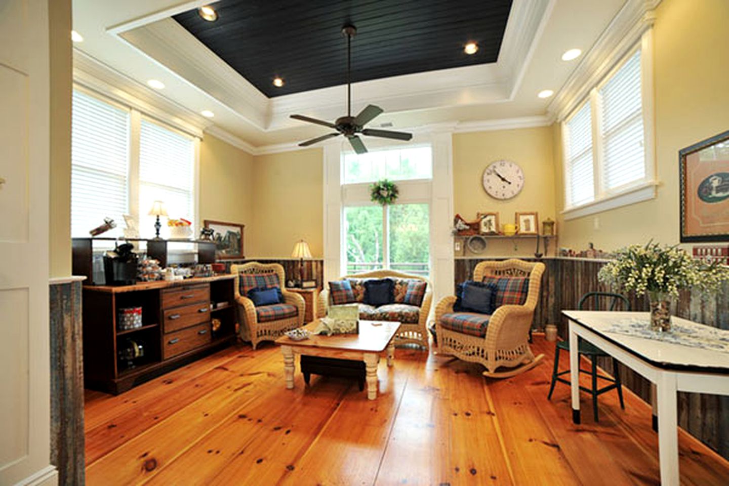 Gorgeous Suite for a Romantic Getaway near Pittsburgh, Pennsylvania