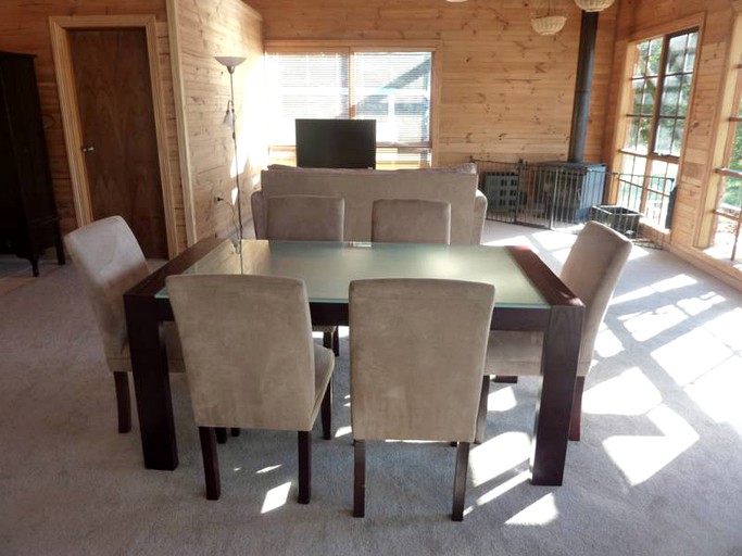 Cottages (Tea Tree, Tasmania, Australia)