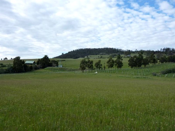 Cottages (Tea Tree, Tasmania, Australia)