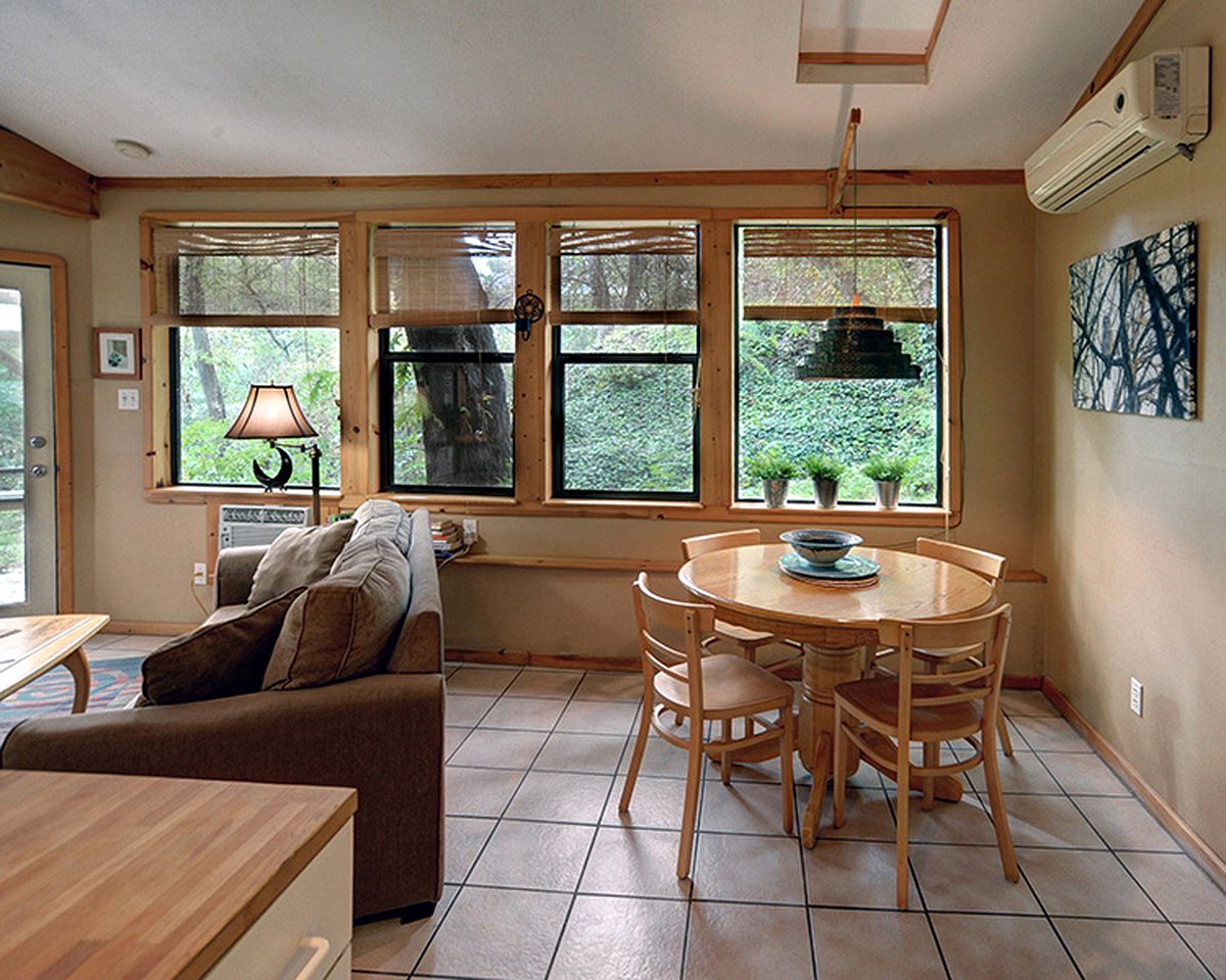 Relaxing Cottage for Couples in Peaceful Forest near Austin, Texas