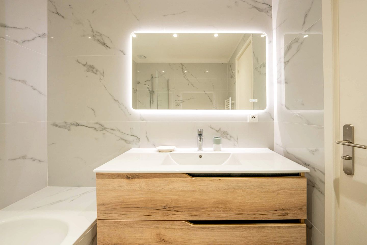 Charming Air-Conditioned House with Garden & Pergola Near Biot, France