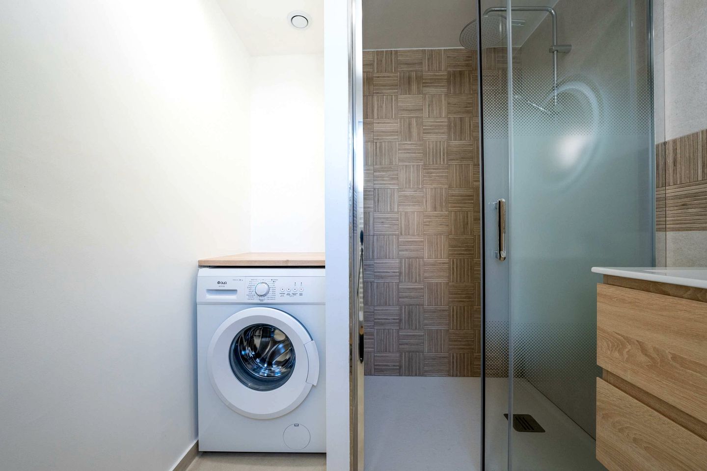 Charming Air-Conditioned House with Garden & Pergola Near Biot, France