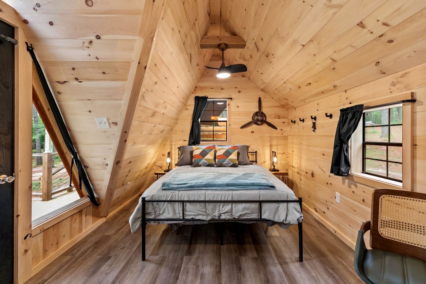 Splendid A-Frame with Outstanding Indoor and Outdoor in Maine