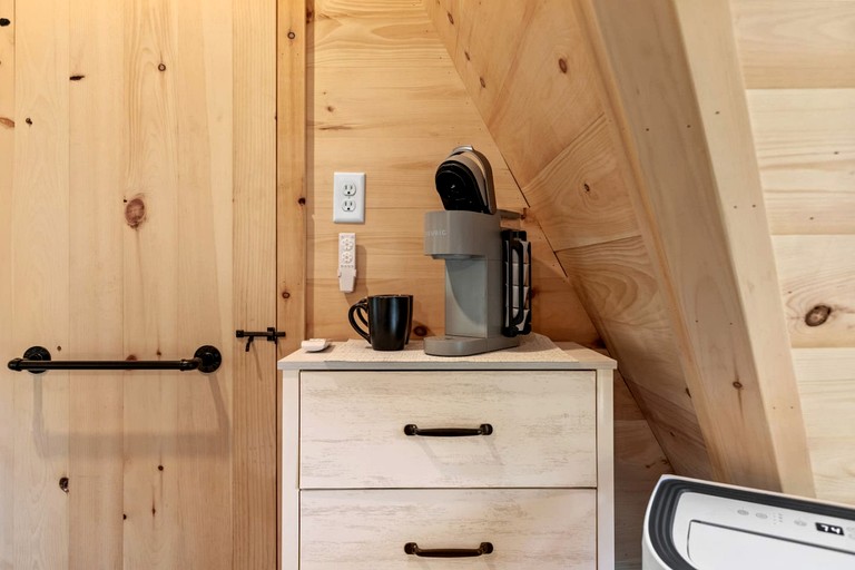 A-Frames (United States of America, Oxford, Maine)