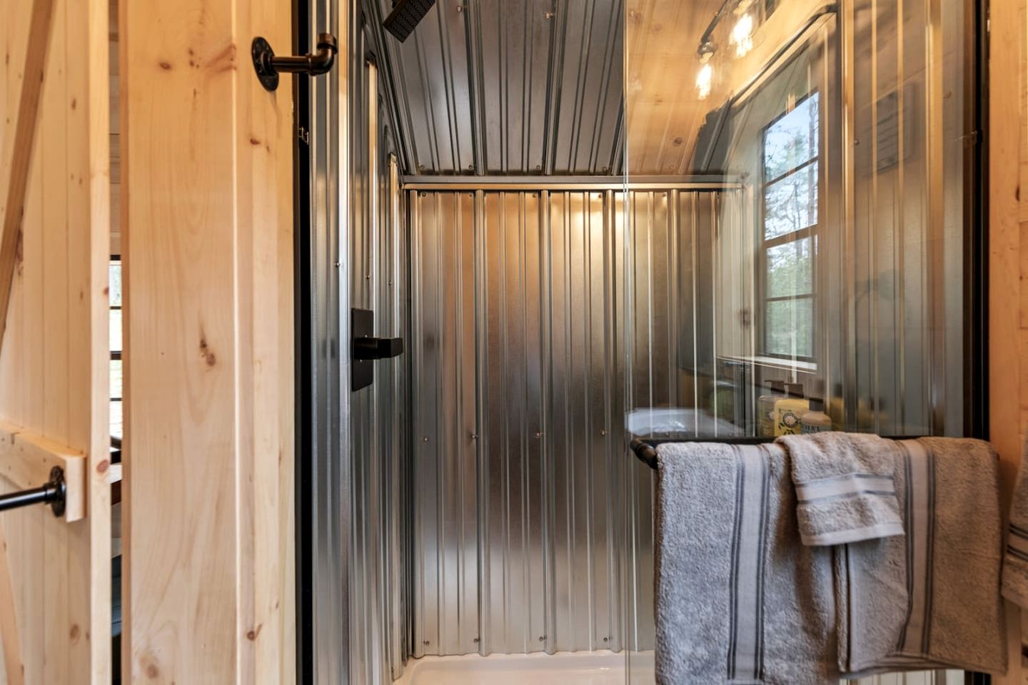 Splendid A-Frame with Outstanding Indoor and Outdoor in Maine