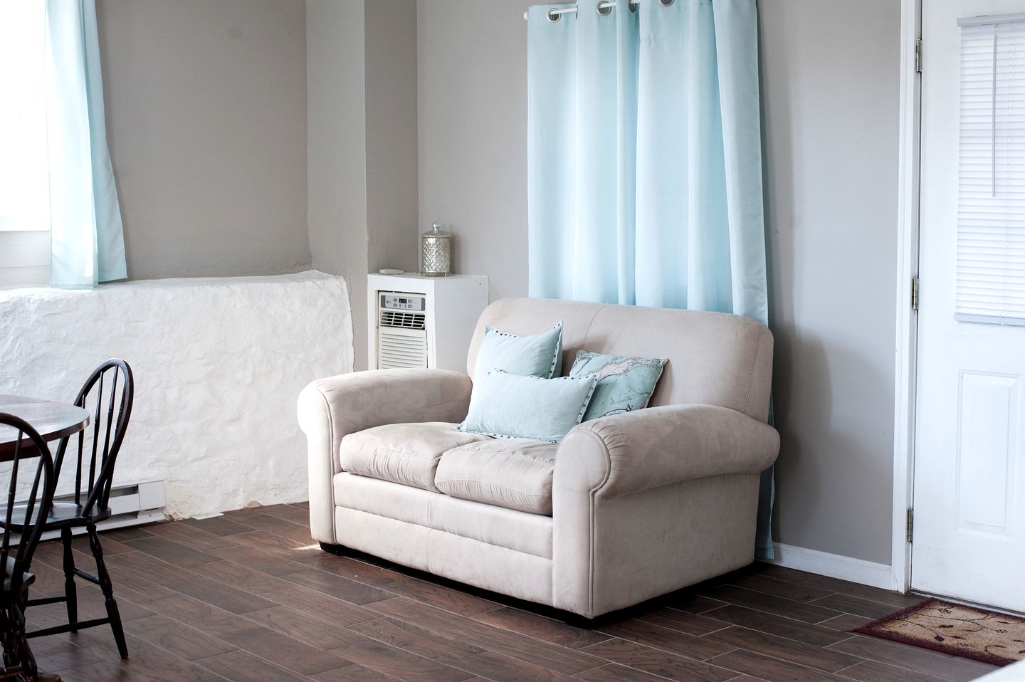 Charming Accommodation for a Weekend Getaway in Buckingham Township, Pennsylvania