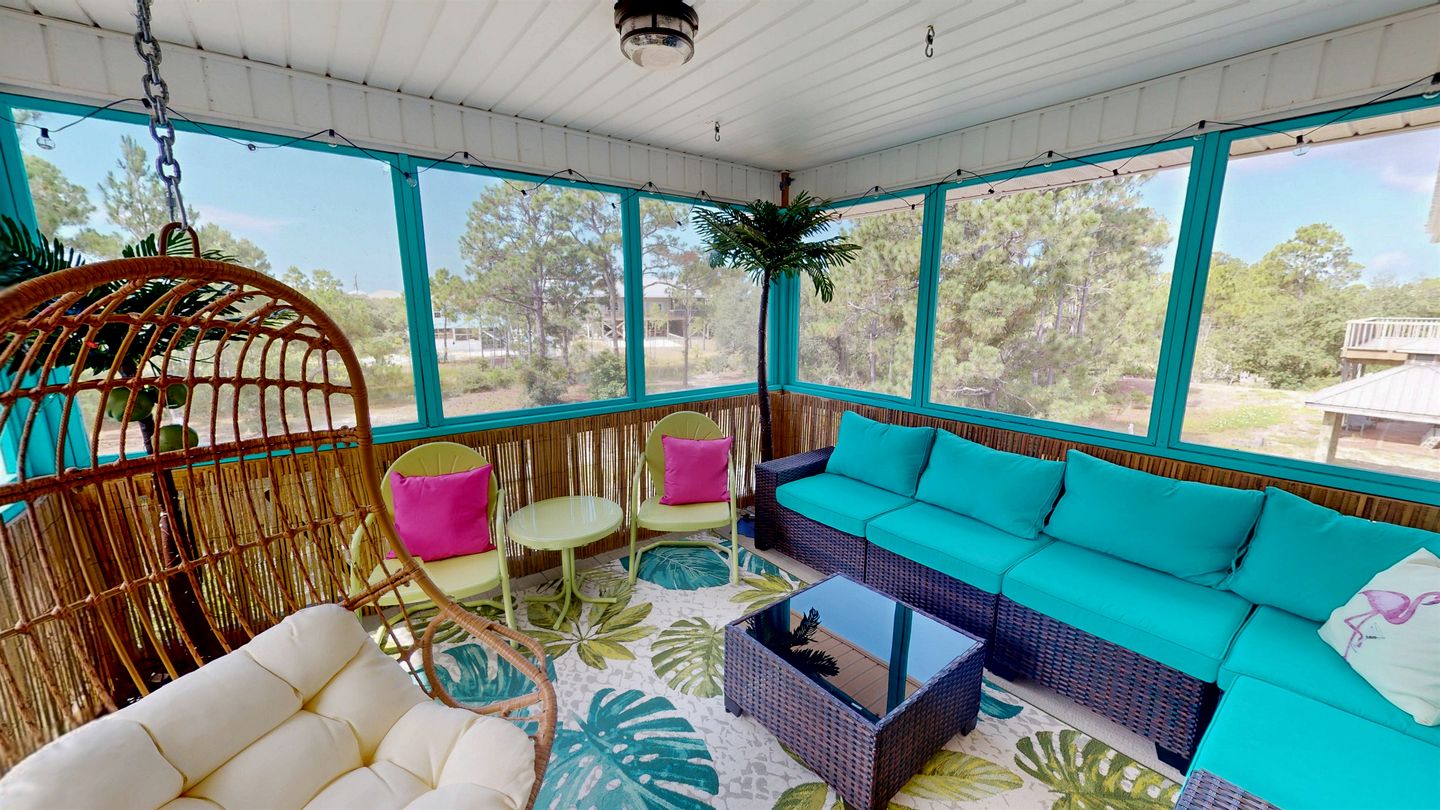 Charming Beachside Home with Private Patio & Dog-Friendly Policy near Surfside Shores, Gulf Shores, AL