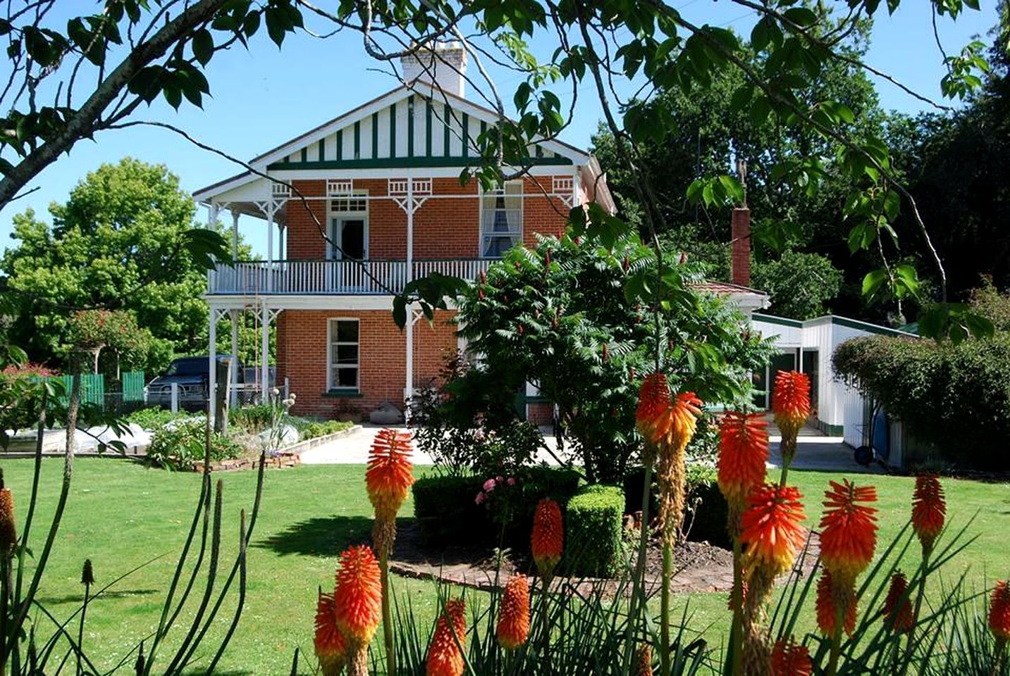 Vegan Bed and Breakfast Rental at Animal Sanctuary in Milton, South Island, New Zealand