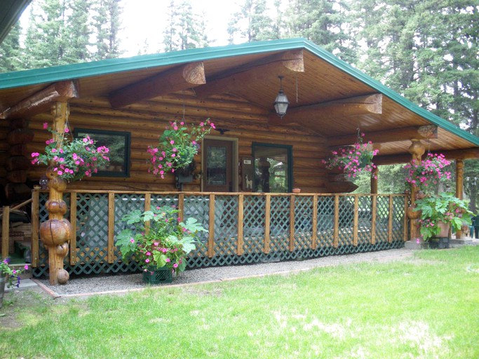 Nature Lodges (North Pole, Alaska, United States)