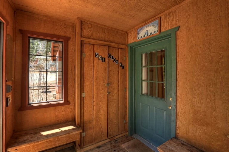 Cabins (United States of America, Big Bear Lake, California)