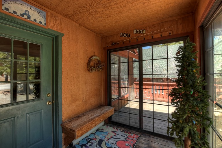 Cabins (United States of America, Big Bear Lake, California)